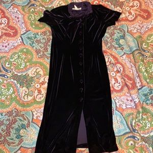 Vintage collared Purple velvet dress